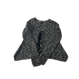 Rue 21 womens knitted top black/white size medium.